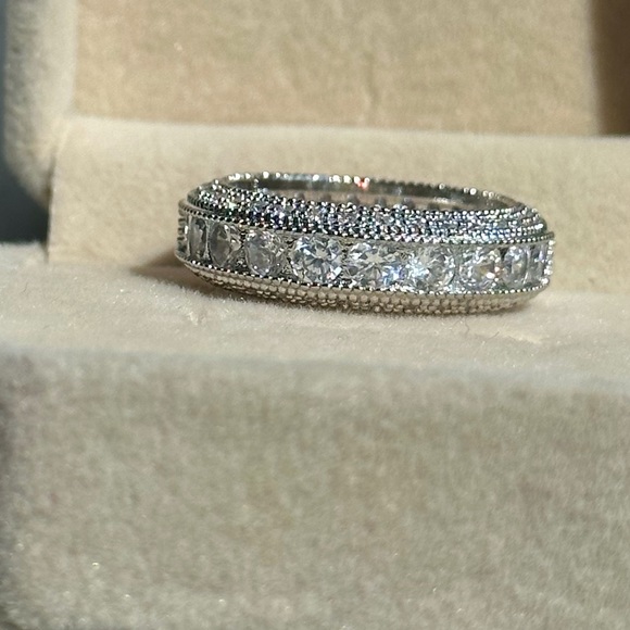 WEDDING BRIDAL ENGAGEMENT RING - Picture 3 of 7